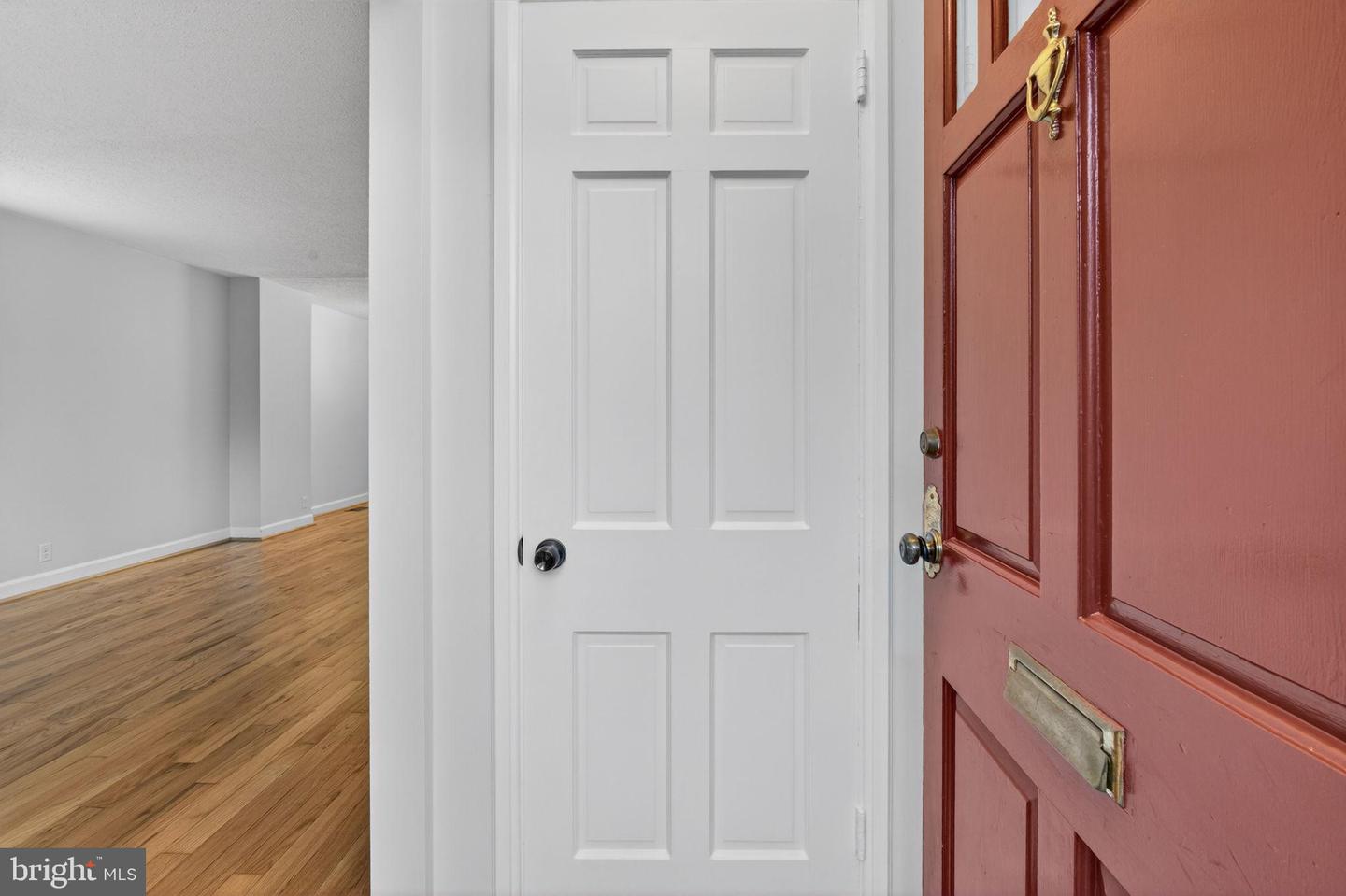 3495 S WAKEFIELD ST, ARLINGTON, Virginia 22206, 1 Bedroom Bedrooms, 8 Rooms Rooms,2 BathroomsBathrooms,Residential,For sale,3495 S WAKEFIELD ST,VAAR2068420 MLS # VAAR2068420 3495 S WAKEFIELD ST, ARLINGTON, Virginia 22206, 1 Bedroom Bedrooms, 8 Rooms Rooms,2 BathroomsBathrooms,Residential,For sale,3495 S WAKEFIELD ST,VAAR2068420 MLS # VAAR2068420