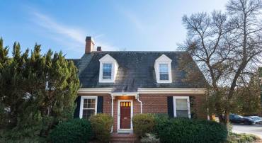 3495 S WAKEFIELD ST, ARLINGTON, Virginia 22206, 1 Bedroom Bedrooms, 8 Rooms Rooms,2 BathroomsBathrooms,Residential,For sale,3495 S WAKEFIELD ST,VAAR2068420 MLS # VAAR2068420