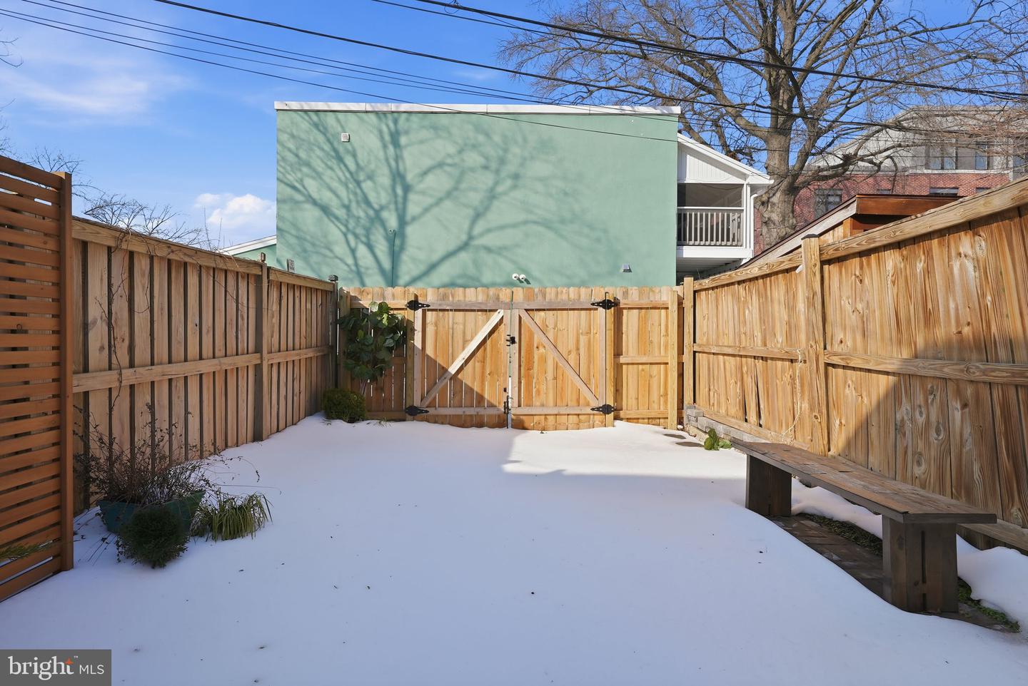 602 N ALFRED ST, ALEXANDRIA, Virginia 22314, 2 Bedrooms Bedrooms, ,2 BathroomsBathrooms,Residential,For sale,602 N ALFRED ST,VAAX2053760 MLS # VAAX2053760