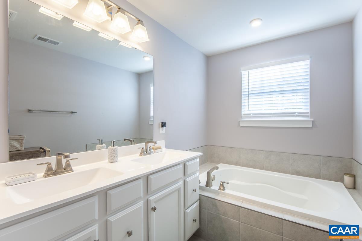 4340 SUNSET DR, CHARLOTTESVILLE, Virginia 22911, 3 Bedrooms Bedrooms, ,2 BathroomsBathrooms,Residential,For sale,4340 SUNSET DR,673002 MLS # 673002