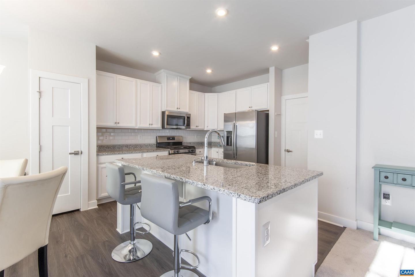 4340 SUNSET DR, CHARLOTTESVILLE, Virginia 22911, 3 Bedrooms Bedrooms, ,2 BathroomsBathrooms,Residential,For sale,4340 SUNSET DR,673002 MLS # 673002