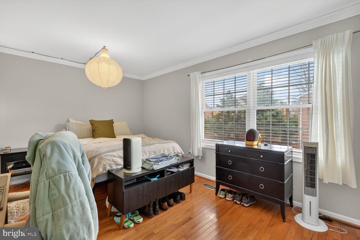 939 S SCOTT #1, ARLINGTON, Virginia 22204, 2 Bedrooms Bedrooms, 5 Rooms Rooms,2 BathroomsBathrooms,Residential,For sale,939 S SCOTT #1,VAAR2068546 MLS # VAAR2068546