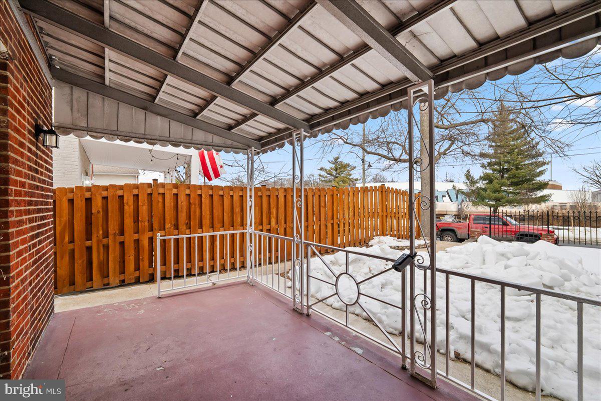 6416 BLAIR RD NW, WASHINGTON, District Of Columbia 20012, 3 Bedrooms Bedrooms, ,2 BathroomsBathrooms,Residential,For sale,6416 BLAIR RD NW,DCDC2244998 MLS # DCDC2244998