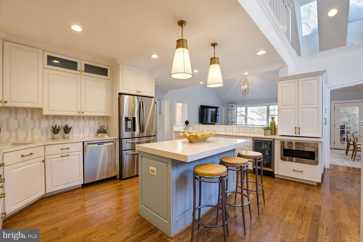 8612 MCHENRY ST, VIENNA, Virginia 22180, 4 Bedrooms Bedrooms, ,2 BathroomsBathrooms,Residential,For sale,8612 MCHENRY ST,VAFX2289568 MLS # VAFX2289568