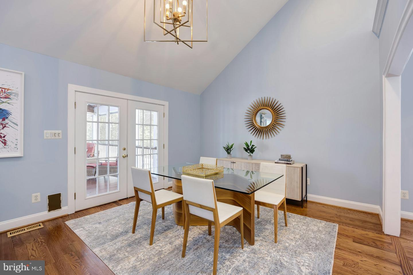 8612 MCHENRY ST, VIENNA, Virginia 22180, 4 Bedrooms Bedrooms, ,2 BathroomsBathrooms,Residential,For sale,8612 MCHENRY ST,VAFX2289568 MLS # VAFX2289568