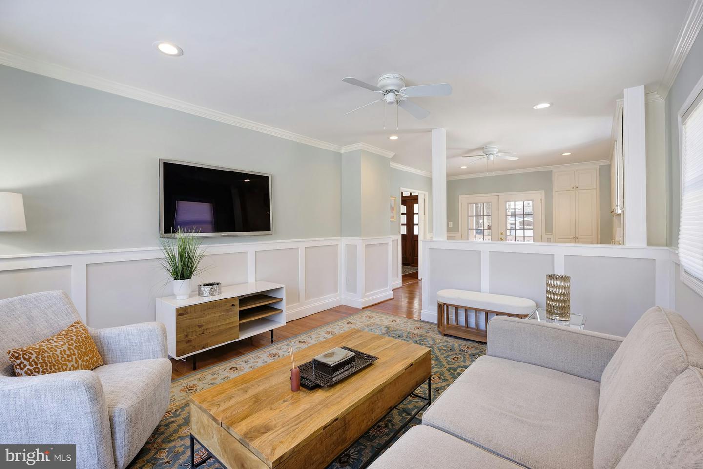 8612 MCHENRY ST, VIENNA, Virginia 22180, 4 Bedrooms Bedrooms, ,2 BathroomsBathrooms,Residential,For sale,8612 MCHENRY ST,VAFX2289568 MLS # VAFX2289568