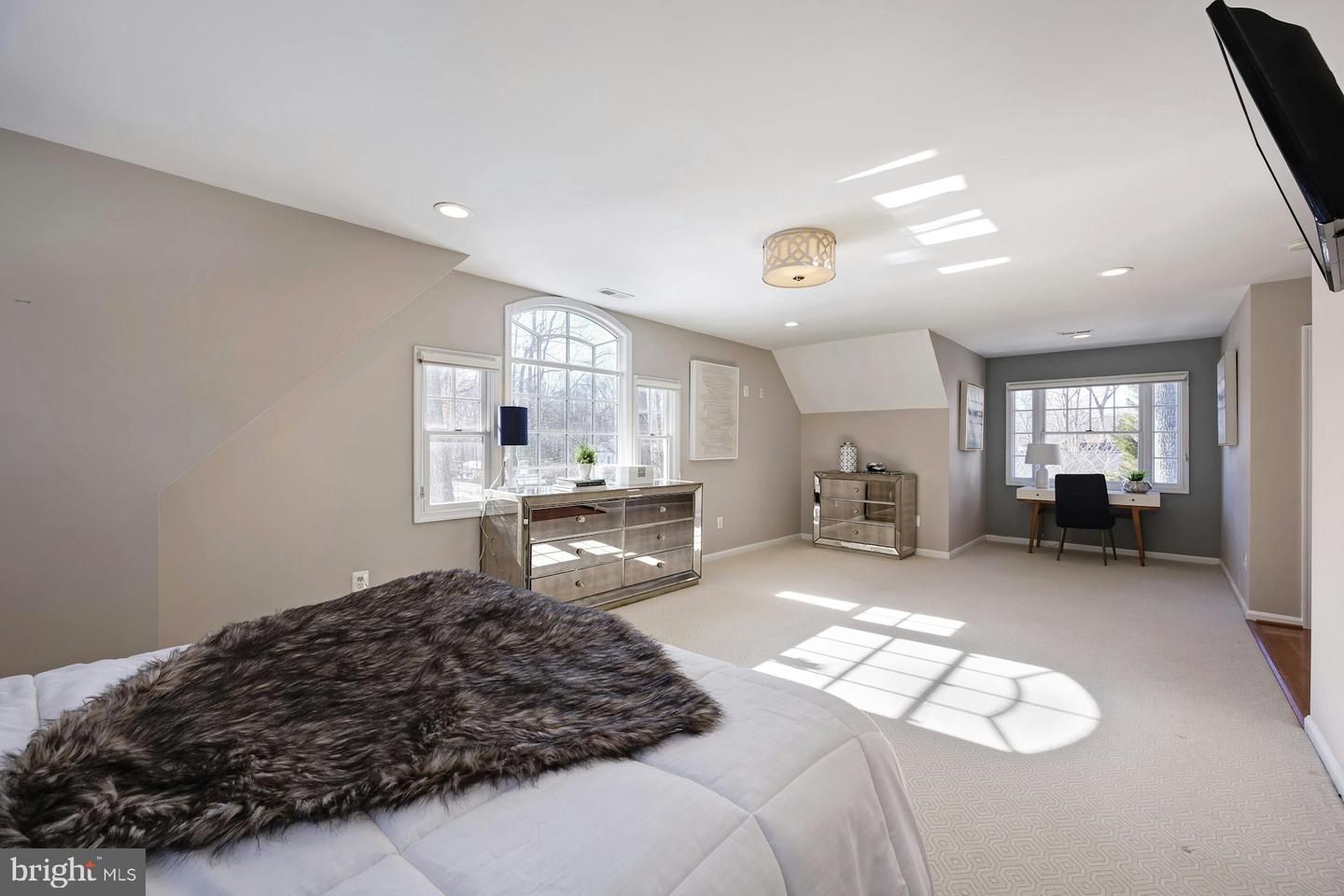 8612 MCHENRY ST, VIENNA, Virginia 22180, 4 Bedrooms Bedrooms, ,2 BathroomsBathrooms,Residential,For sale,8612 MCHENRY ST,VAFX2289568 MLS # VAFX2289568