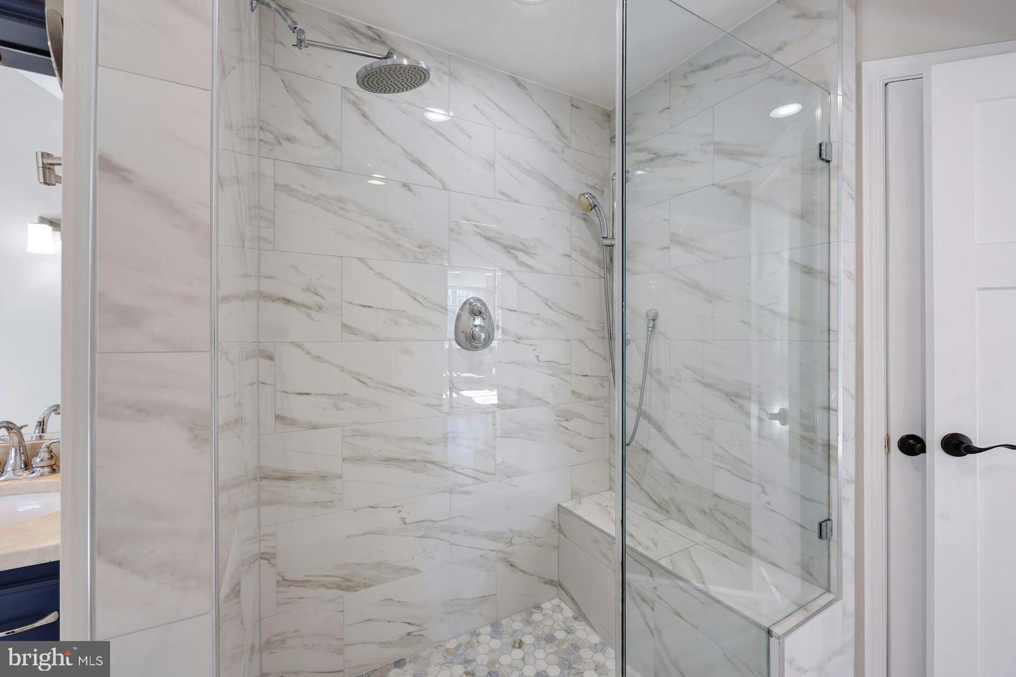 8612 MCHENRY ST, VIENNA, Virginia 22180, 4 Bedrooms Bedrooms, ,2 BathroomsBathrooms,Residential,For sale,8612 MCHENRY ST,VAFX2289568 MLS # VAFX2289568