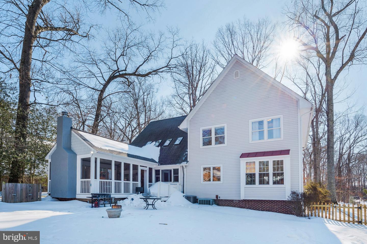 8612 MCHENRY ST, VIENNA, Virginia 22180, 4 Bedrooms Bedrooms, ,2 BathroomsBathrooms,Residential,For sale,8612 MCHENRY ST,VAFX2289568 MLS # VAFX2289568