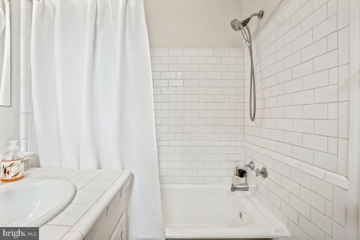 1954 COLUMBIA RD NW #308, WASHINGTON, District Of Columbia 20009, ,1 BathroomBathrooms,Residential,For sale,1954 COLUMBIA RD NW #308,DCDC2245156 MLS # DCDC2245156