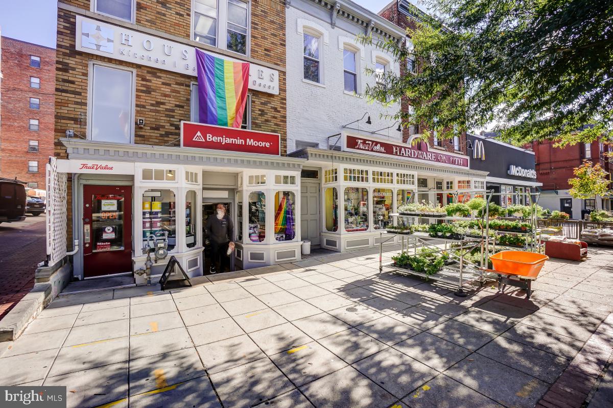 1954 COLUMBIA RD NW #308, WASHINGTON, District Of Columbia 20009, ,1 BathroomBathrooms,Residential,For sale,1954 COLUMBIA RD NW #308,DCDC2245156 MLS # DCDC2245156