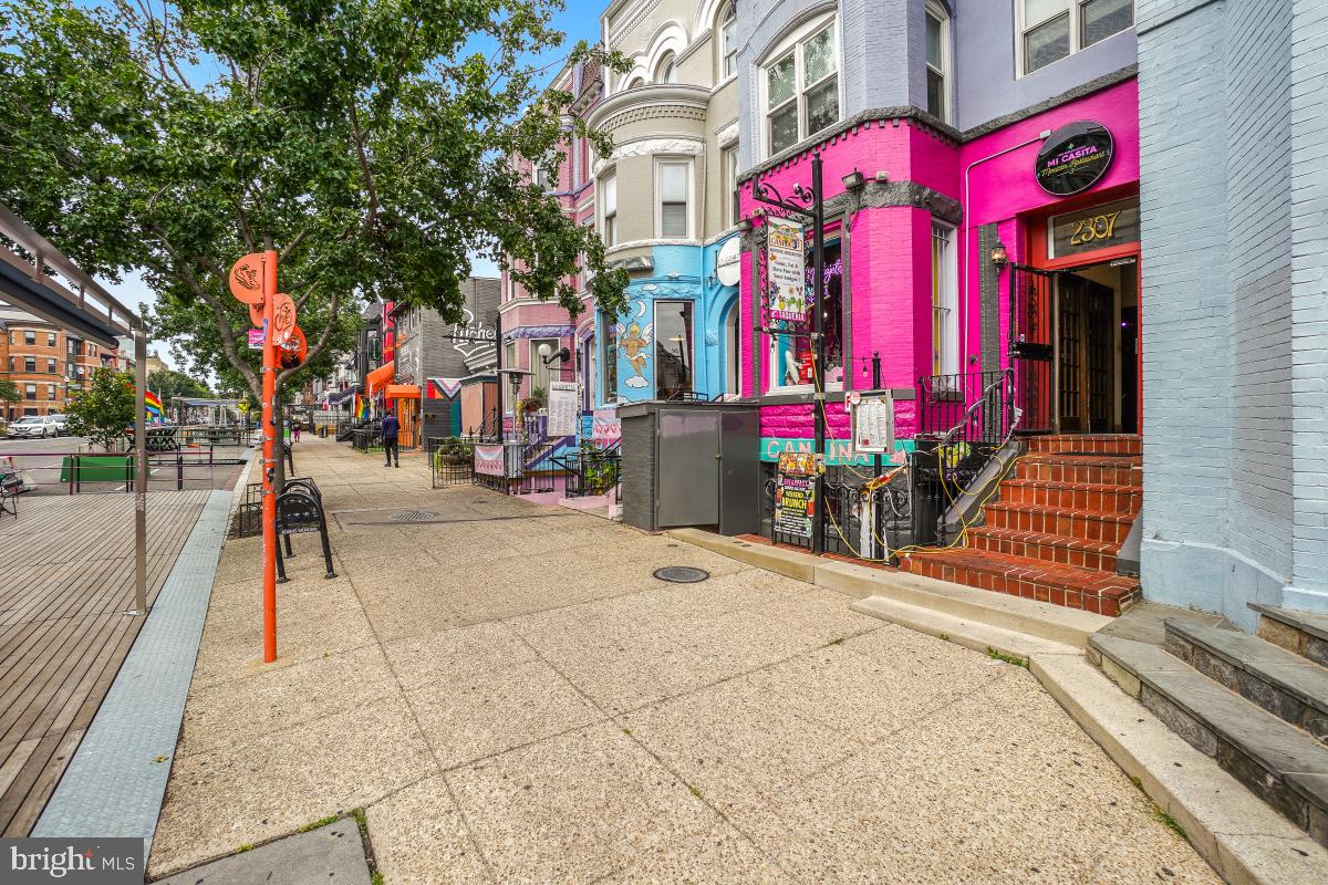 1954 COLUMBIA RD NW #308, WASHINGTON, District Of Columbia 20009, ,1 BathroomBathrooms,Residential,For sale,1954 COLUMBIA RD NW #308,DCDC2245156 MLS # DCDC2245156