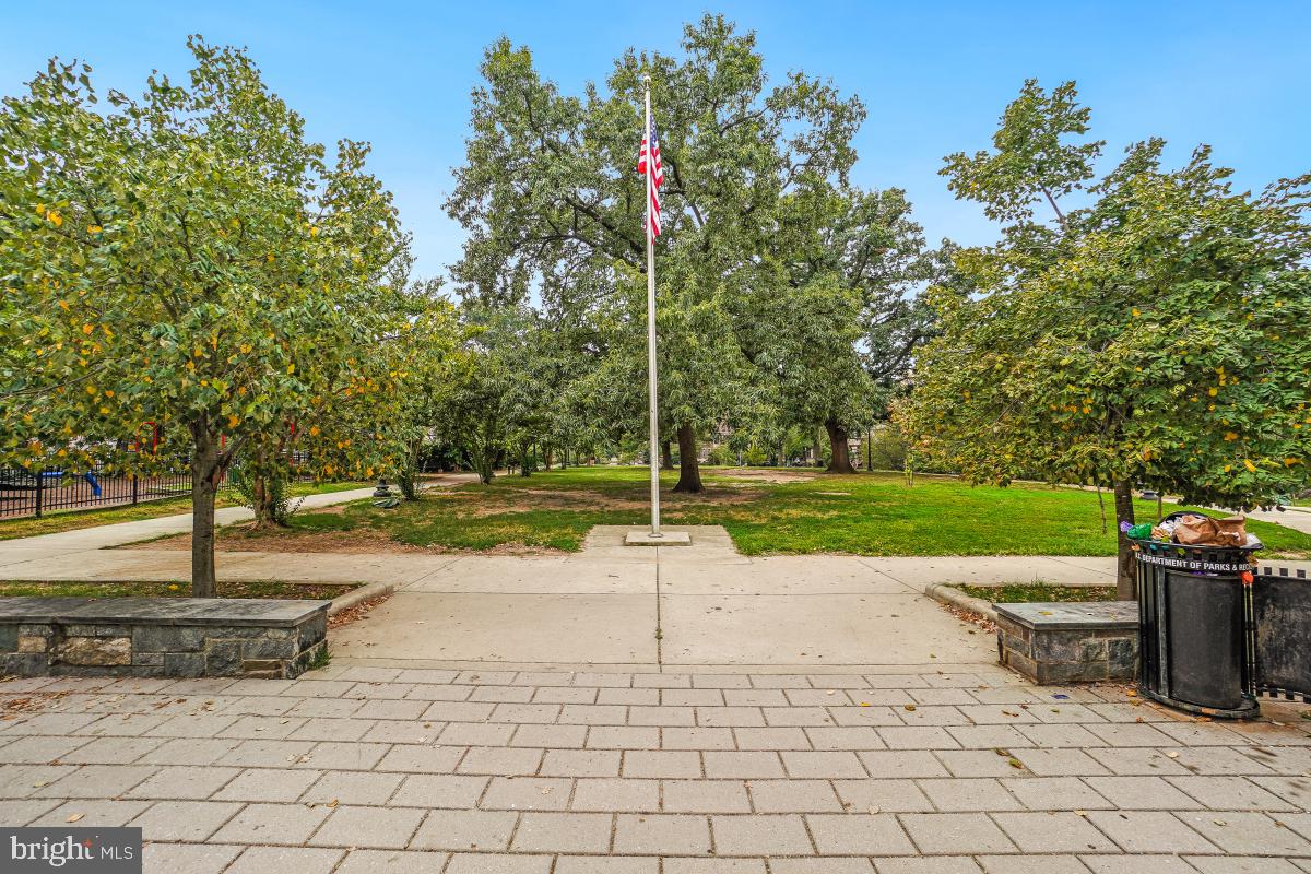 1954 COLUMBIA RD NW #308, WASHINGTON, District Of Columbia 20009, ,1 BathroomBathrooms,Residential,For sale,1954 COLUMBIA RD NW #308,DCDC2245156 MLS # DCDC2245156