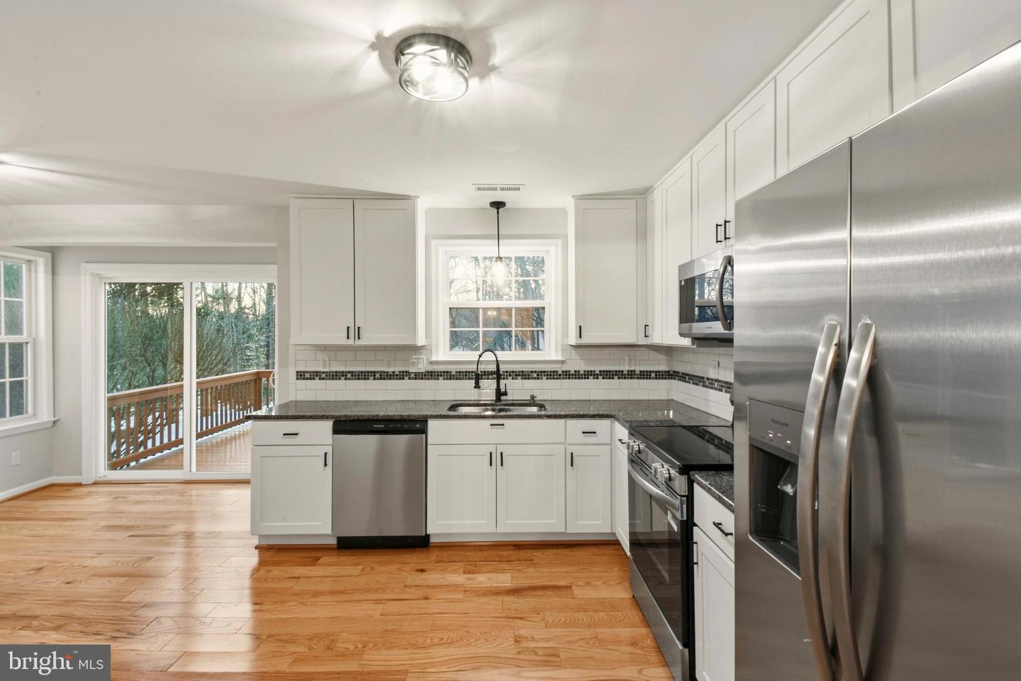 2682 ENGLISH OAKS CIR, CHARLOTTESVILLE, Virginia 22911, 5 Bedrooms Bedrooms, ,2 BathroomsBathrooms,Residential,For sale,2682 ENGLISH OAKS CIR,VAAB2001160 MLS # VAAB2001160