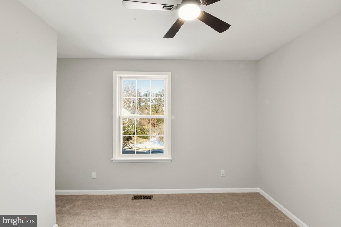 2682 ENGLISH OAKS CIR, CHARLOTTESVILLE, Virginia 22911, 5 Bedrooms Bedrooms, ,2 BathroomsBathrooms,Residential,For sale,2682 ENGLISH OAKS CIR,VAAB2001160 MLS # VAAB2001160