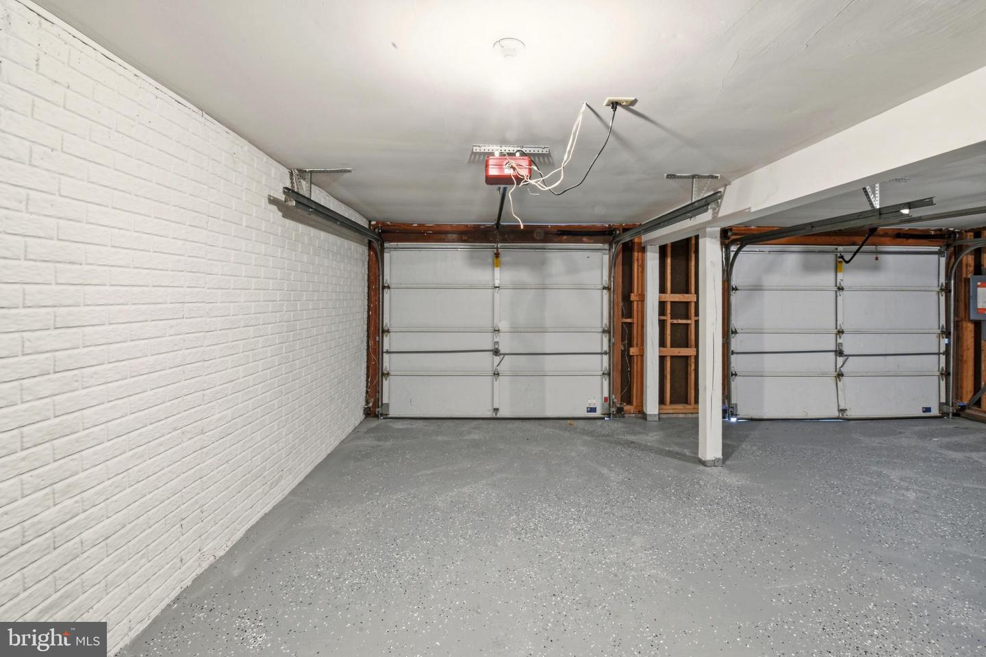 2682 ENGLISH OAKS CIR, CHARLOTTESVILLE, Virginia 22911, 5 Bedrooms Bedrooms, ,2 BathroomsBathrooms,Residential,For sale,2682 ENGLISH OAKS CIR,VAAB2001160 MLS # VAAB2001160