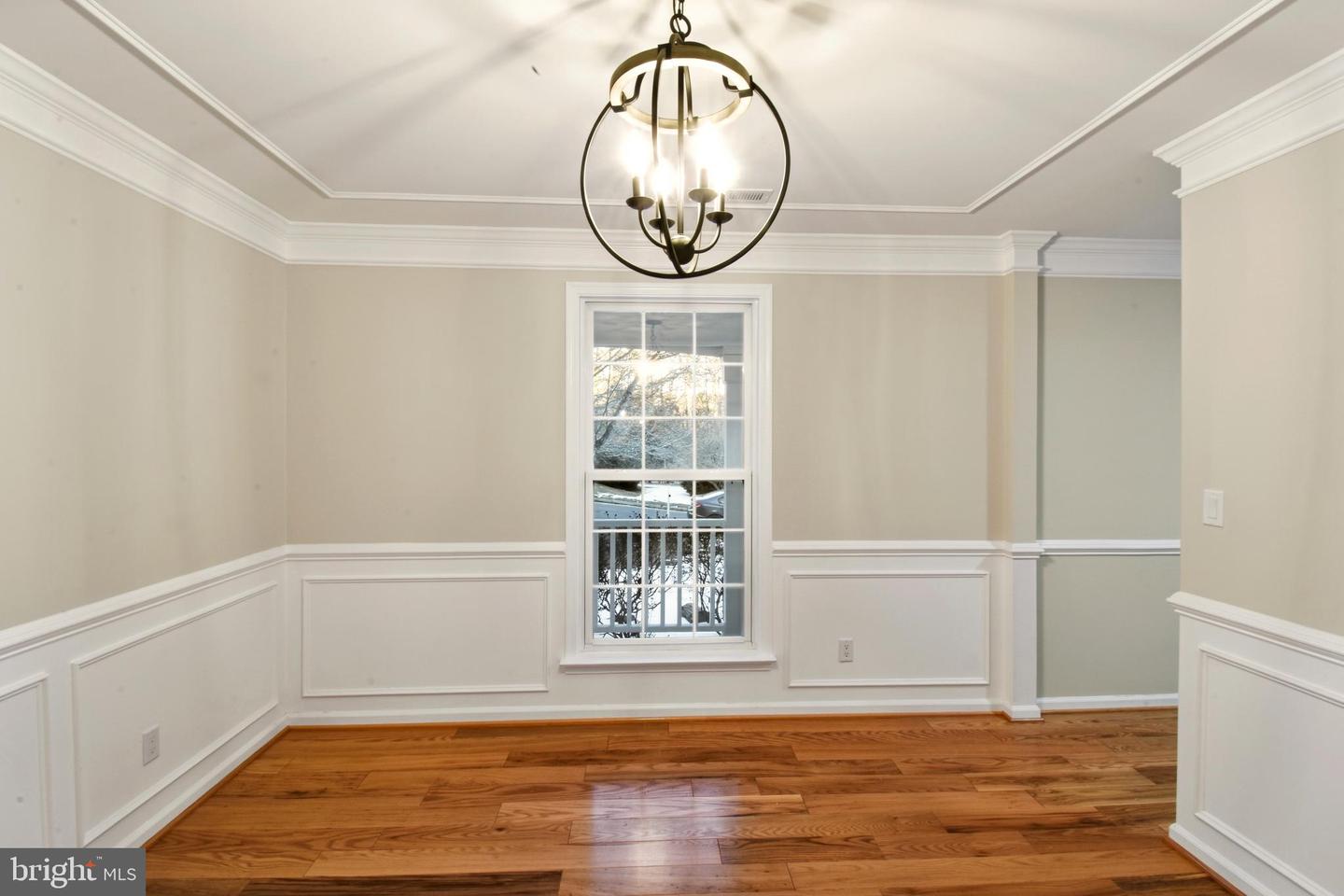 2682 ENGLISH OAKS CIR, CHARLOTTESVILLE, Virginia 22911, 5 Bedrooms Bedrooms, ,2 BathroomsBathrooms,Residential,For sale,2682 ENGLISH OAKS CIR,VAAB2001160 MLS # VAAB2001160