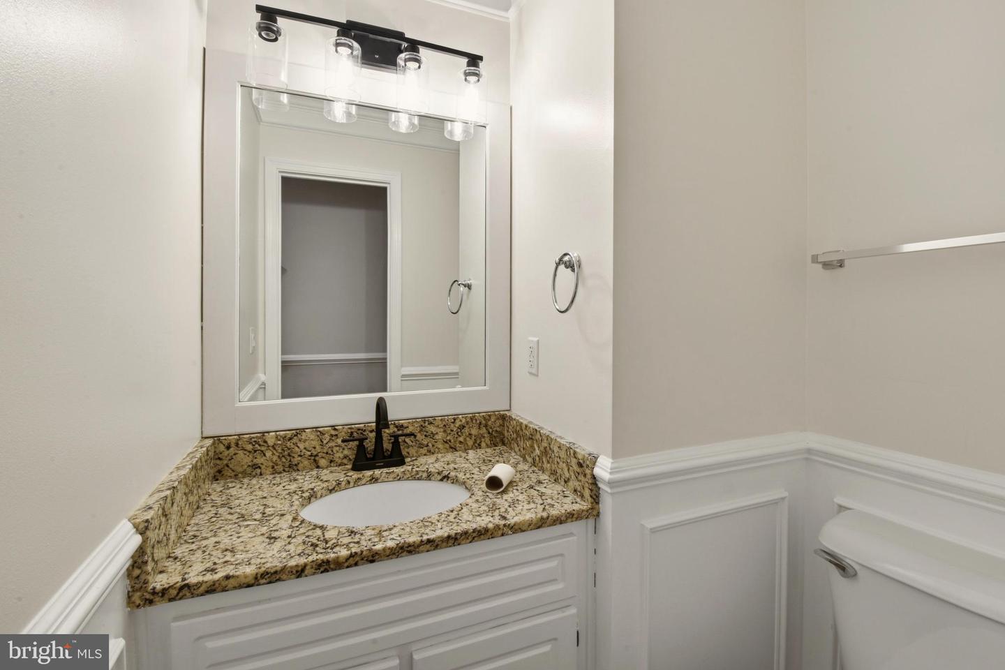 2682 ENGLISH OAKS CIR, CHARLOTTESVILLE, Virginia 22911, 5 Bedrooms Bedrooms, ,2 BathroomsBathrooms,Residential,For sale,2682 ENGLISH OAKS CIR,VAAB2001160 MLS # VAAB2001160