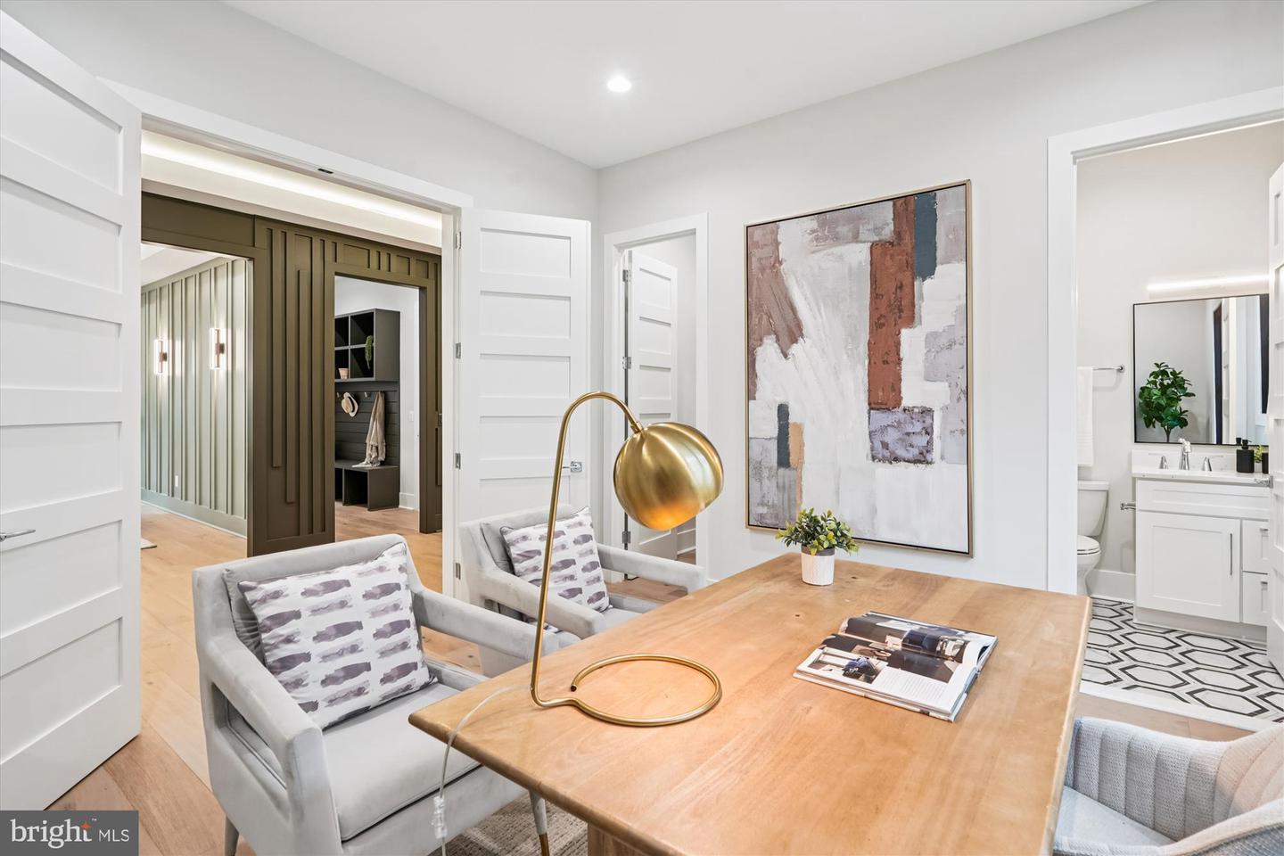 6707 HALLWOOD AVE, FALLS CHURCH, Virginia 22046, 6 Bedrooms Bedrooms, ,6 BathroomsBathrooms,Residential,For sale,6707 HALLWOOD AVE,VAFX2290406 MLS # VAFX2290406 6707 HALLWOOD AVE, FALLS CHURCH, Virginia 22046, 6 Bedrooms Bedrooms, ,6 BathroomsBathrooms,Residential,For sale,6707 HALLWOOD AVE,VAFX2290406 MLS # VAFX2290406