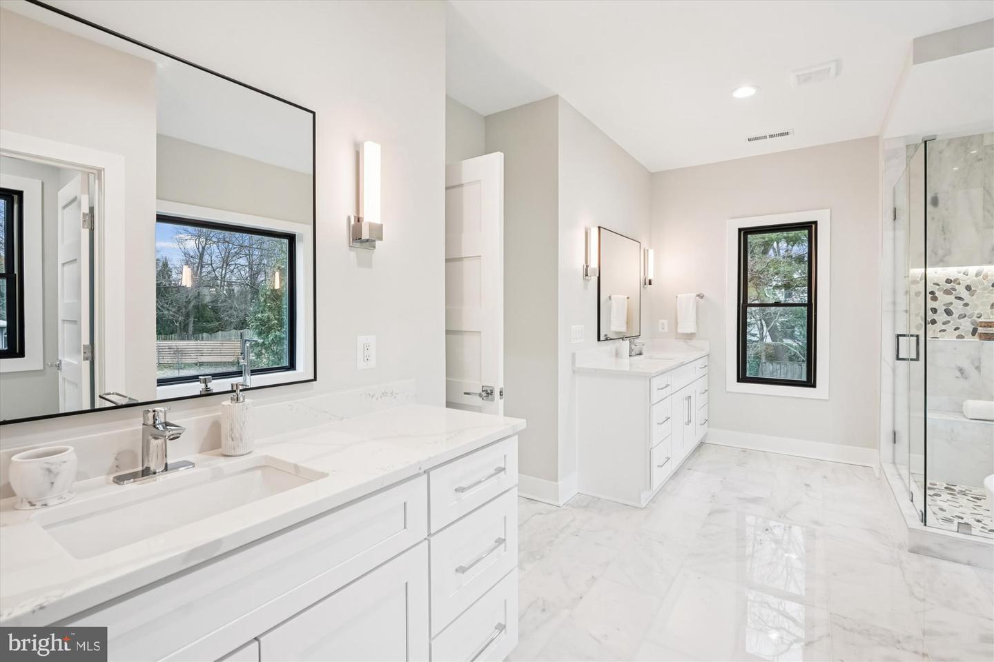 6707 HALLWOOD AVE, FALLS CHURCH, Virginia 22046, 6 Bedrooms Bedrooms, ,6 BathroomsBathrooms,Residential,For sale,6707 HALLWOOD AVE,VAFX2290406 MLS # VAFX2290406 6707 HALLWOOD AVE, FALLS CHURCH, Virginia 22046, 6 Bedrooms Bedrooms, ,6 BathroomsBathrooms,Residential,For sale,6707 HALLWOOD AVE,VAFX2290406 MLS # VAFX2290406