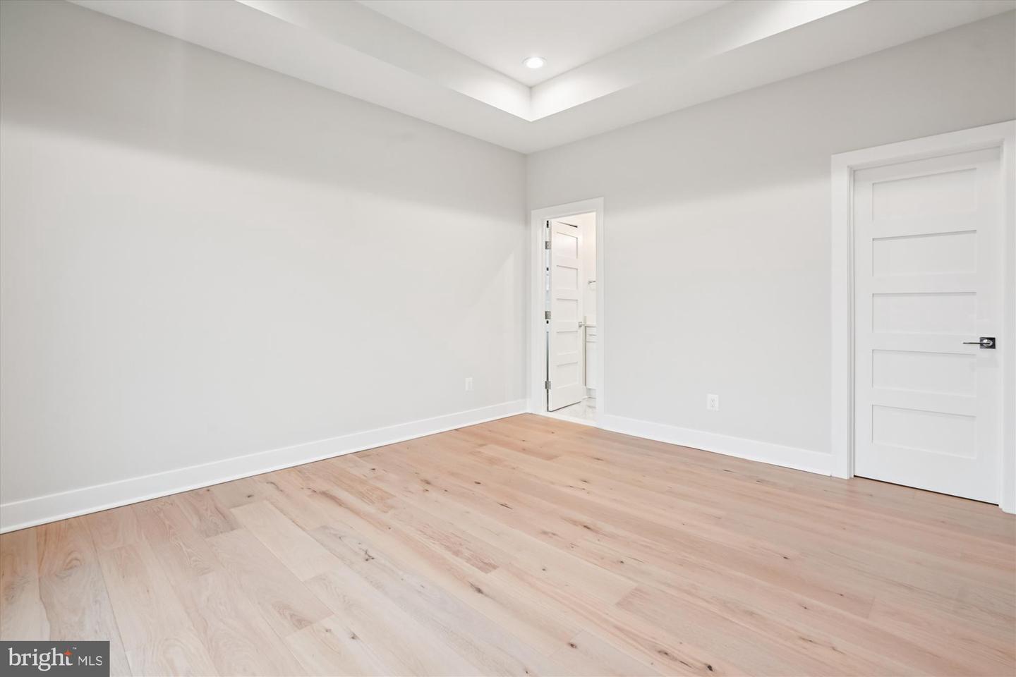 6707 HALLWOOD AVE, FALLS CHURCH, Virginia 22046, 6 Bedrooms Bedrooms, ,6 BathroomsBathrooms,Residential,For sale,6707 HALLWOOD AVE,VAFX2290406 MLS # VAFX2290406 6707 HALLWOOD AVE, FALLS CHURCH, Virginia 22046, 6 Bedrooms Bedrooms, ,6 BathroomsBathrooms,Residential,For sale,6707 HALLWOOD AVE,VAFX2290406 MLS # VAFX2290406