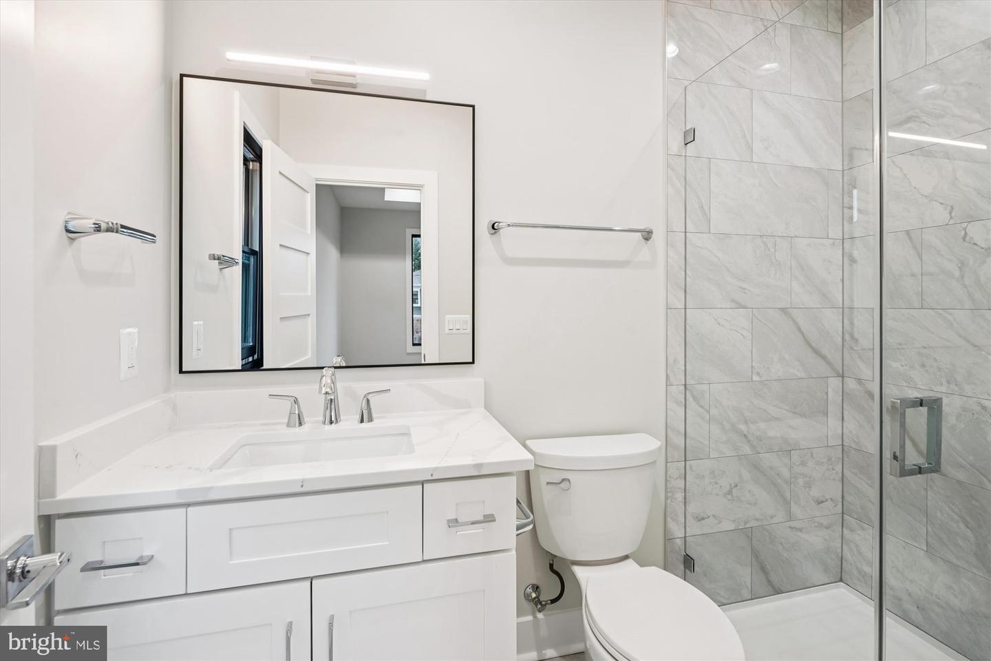 6707 HALLWOOD AVE, FALLS CHURCH, Virginia 22046, 6 Bedrooms Bedrooms, ,6 BathroomsBathrooms,Residential,For sale,6707 HALLWOOD AVE,VAFX2290406 MLS # VAFX2290406 6707 HALLWOOD AVE, FALLS CHURCH, Virginia 22046, 6 Bedrooms Bedrooms, ,6 BathroomsBathrooms,Residential,For sale,6707 HALLWOOD AVE,VAFX2290406 MLS # VAFX2290406