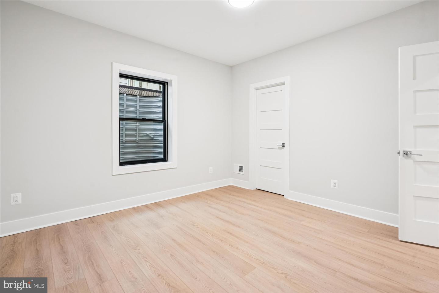 6707 HALLWOOD AVE, FALLS CHURCH, Virginia 22046, 6 Bedrooms Bedrooms, ,6 BathroomsBathrooms,Residential,For sale,6707 HALLWOOD AVE,VAFX2290406 MLS # VAFX2290406 6707 HALLWOOD AVE, FALLS CHURCH, Virginia 22046, 6 Bedrooms Bedrooms, ,6 BathroomsBathrooms,Residential,For sale,6707 HALLWOOD AVE,VAFX2290406 MLS # VAFX2290406