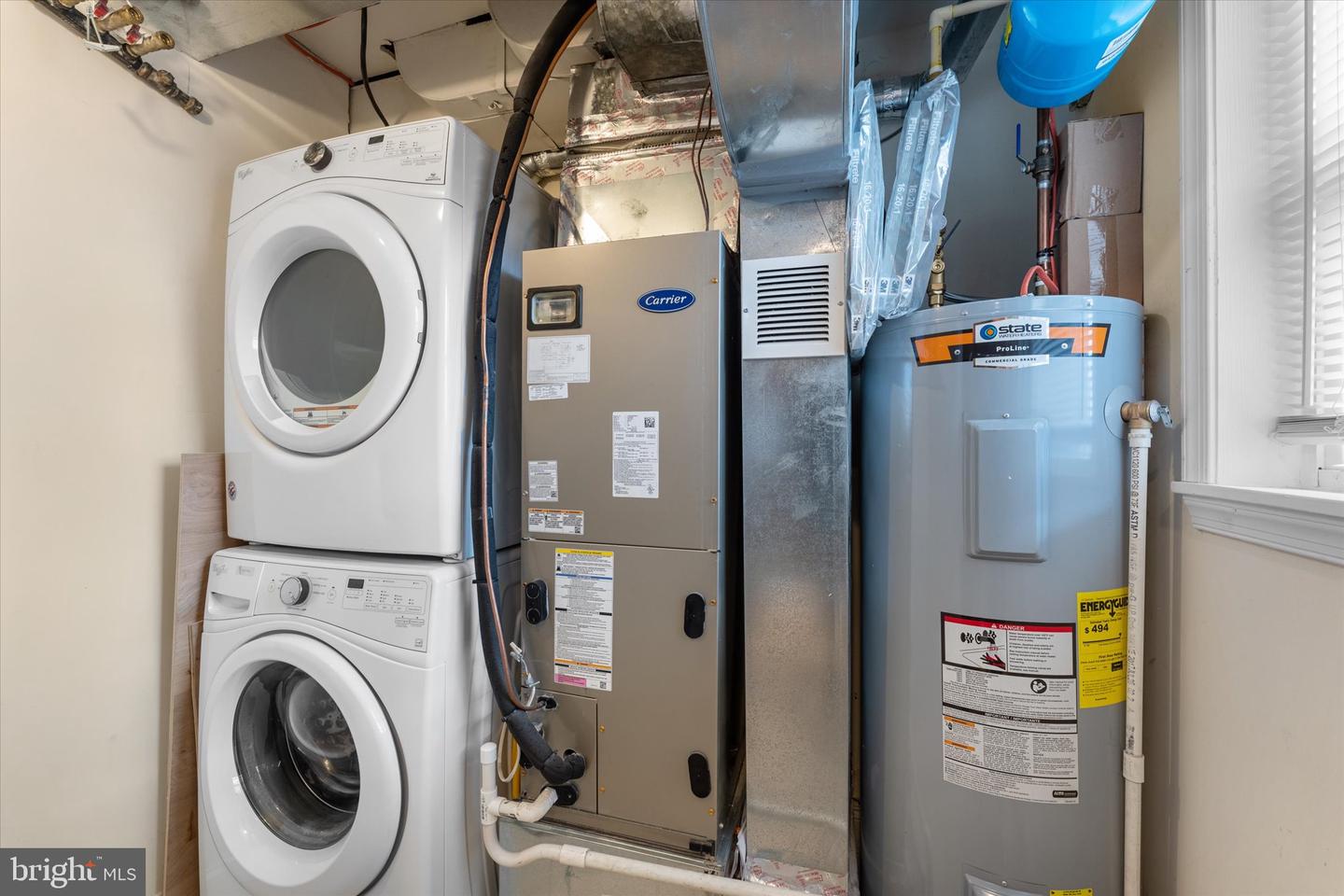 1527 K ST SE, WASHINGTON, District Of Columbia 20003, 2 Bedrooms Bedrooms, ,1 BathroomBathrooms,Residential,For sale,1527 K ST SE,DCDC2245656 MLS # DCDC2245656