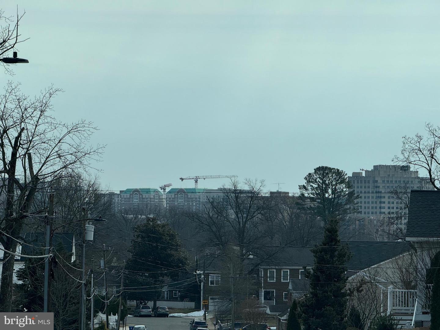 1737 N CULPEPER ST, ARLINGTON, Virginia 22207, 2 Bedrooms Bedrooms, 3 Rooms Rooms,1 BathroomBathrooms,Residential,For sale,1737 N CULPEPER ST,VAAR2068824 MLS # VAAR2068824