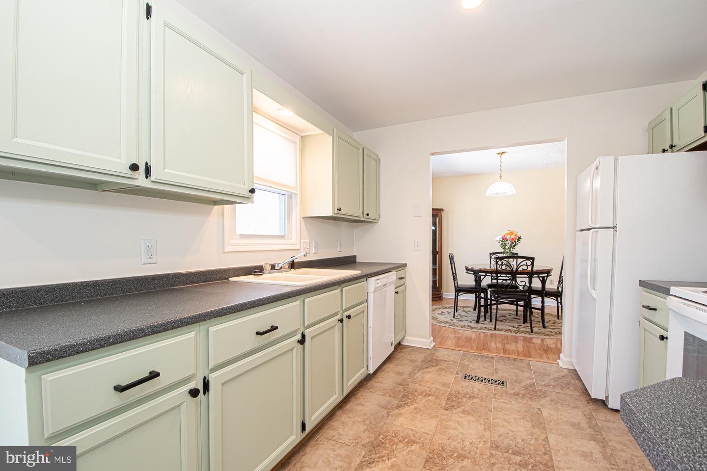 213 WOODROW RD, WINCHESTER, Virginia 22602, 3 Bedrooms Bedrooms, ,2 BathroomsBathrooms,Residential,For sale,213 WOODROW RD,VAFV2039552 MLS # VAFV2039552