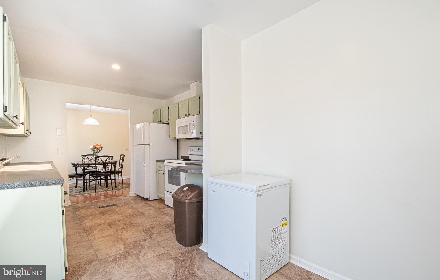 213 WOODROW RD, WINCHESTER, Virginia 22602, 3 Bedrooms Bedrooms, ,2 BathroomsBathrooms,Residential,For sale,213 WOODROW RD,VAFV2039552 MLS # VAFV2039552