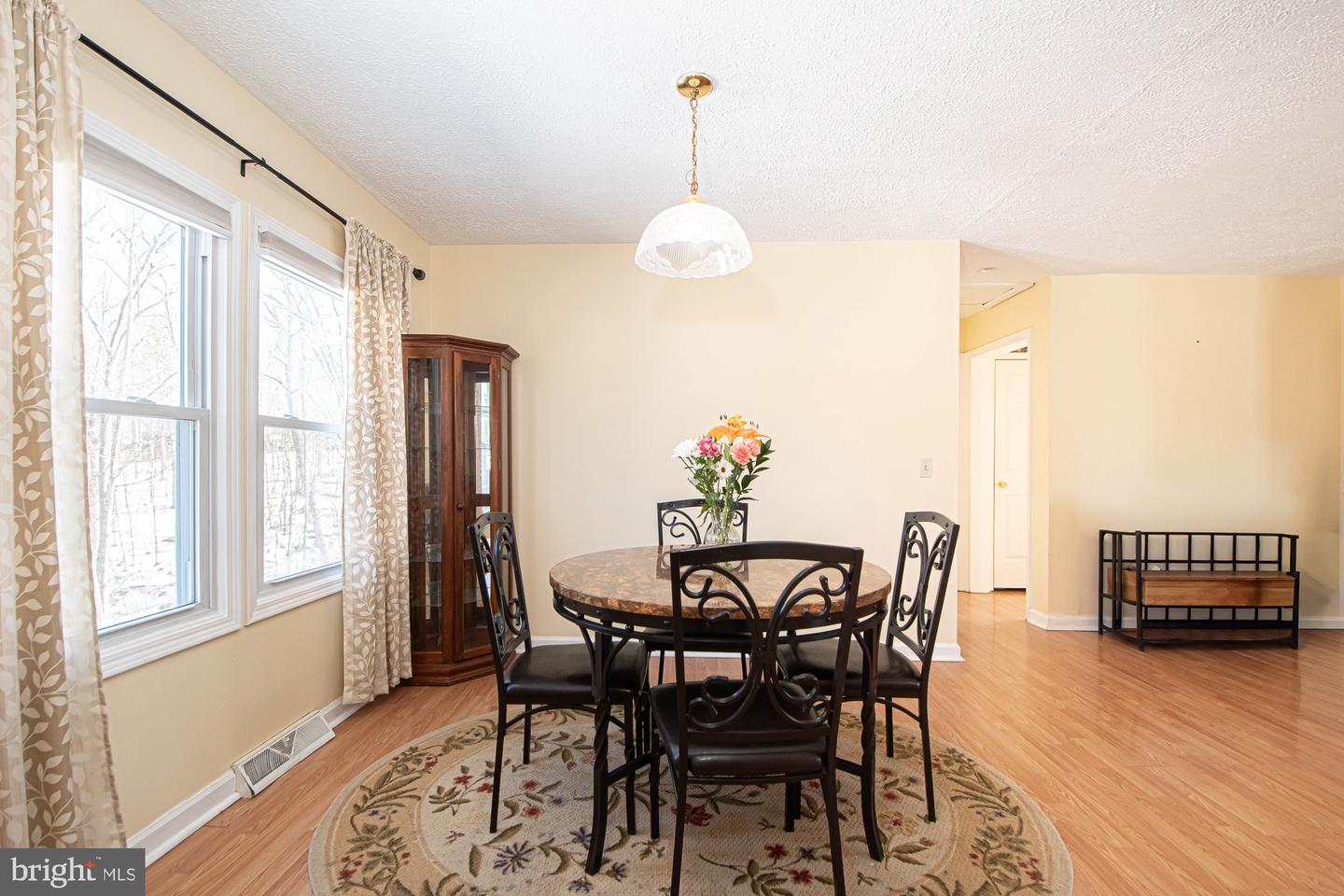 213 WOODROW RD, WINCHESTER, Virginia 22602, 3 Bedrooms Bedrooms, ,2 BathroomsBathrooms,Residential,For sale,213 WOODROW RD,VAFV2039552 MLS # VAFV2039552