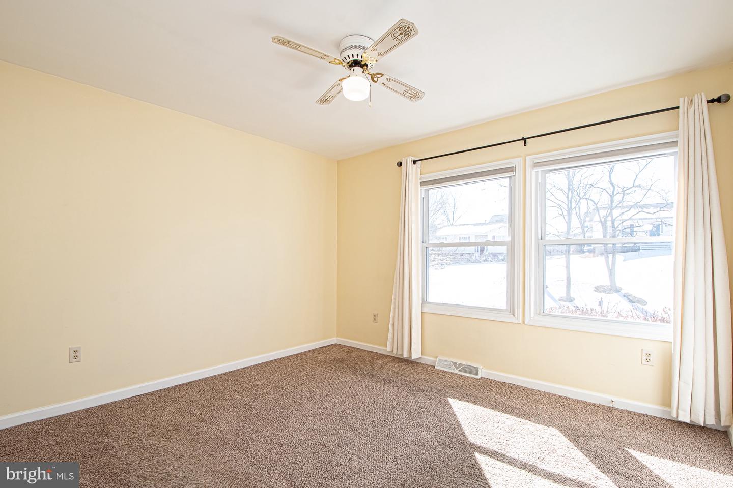 213 WOODROW RD, WINCHESTER, Virginia 22602, 3 Bedrooms Bedrooms, ,2 BathroomsBathrooms,Residential,For sale,213 WOODROW RD,VAFV2039552 MLS # VAFV2039552