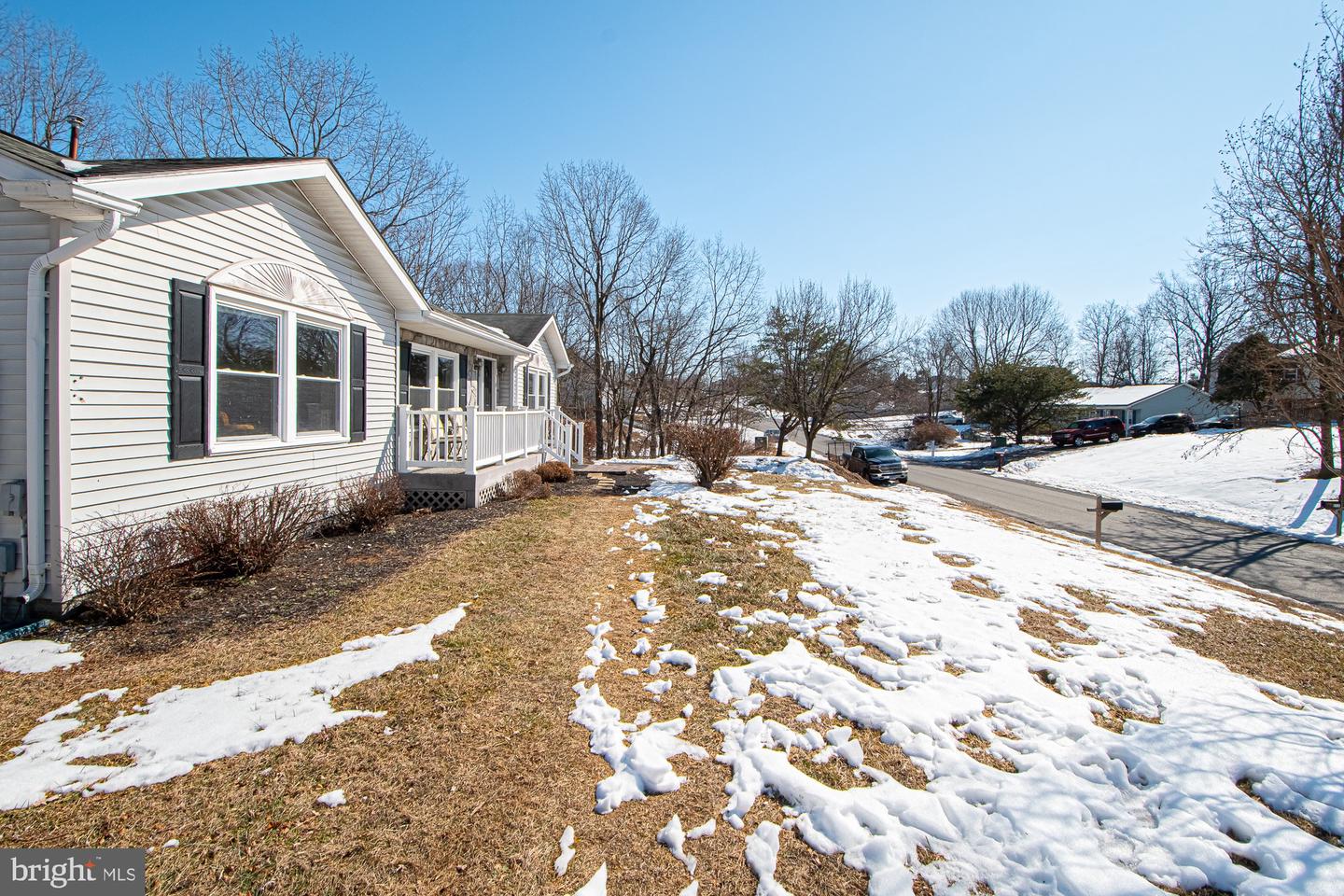 213 WOODROW RD, WINCHESTER, Virginia 22602, 3 Bedrooms Bedrooms, ,2 BathroomsBathrooms,Residential,For sale,213 WOODROW RD,VAFV2039552 MLS # VAFV2039552