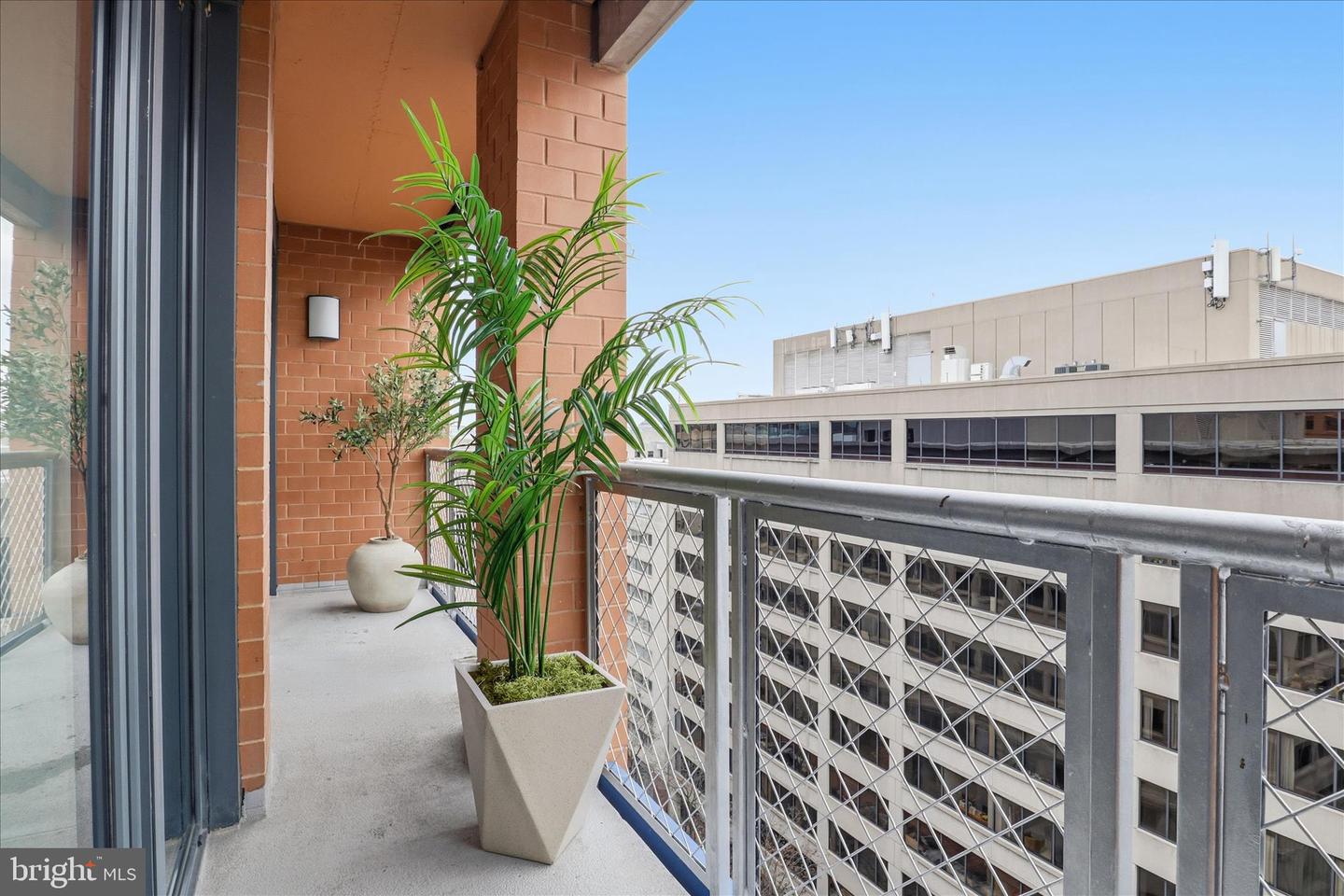 631 D ST NW #1227, WASHINGTON, District Of Columbia 20004, 1 Bedroom Bedrooms, ,1 BathroomBathrooms,Residential,For sale,631 D ST NW #1227,DCDC2245826 MLS # DCDC2245826