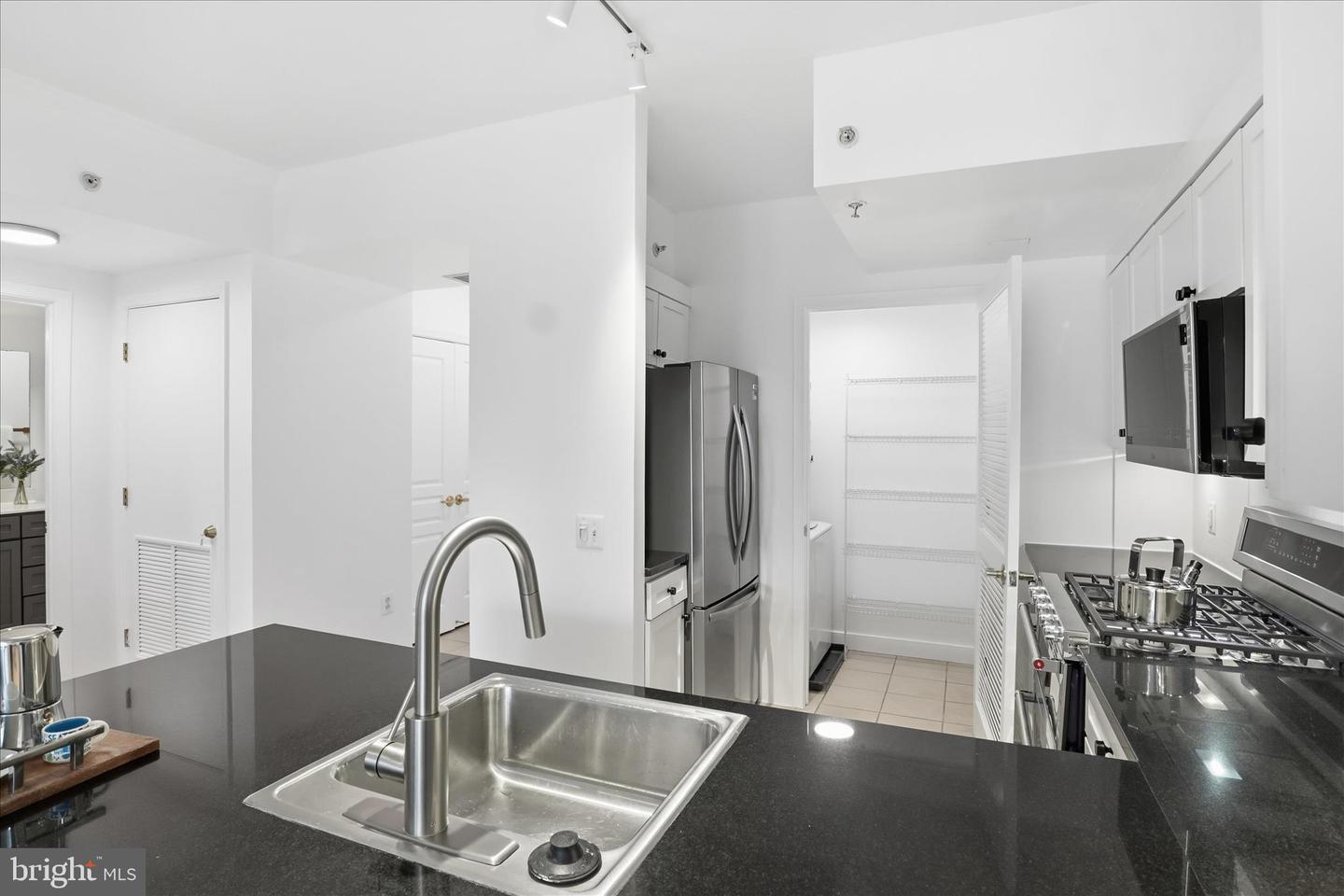 631 D ST NW #1227, WASHINGTON, District Of Columbia 20004, 1 Bedroom Bedrooms, ,1 BathroomBathrooms,Residential,For sale,631 D ST NW #1227,DCDC2245826 MLS # DCDC2245826