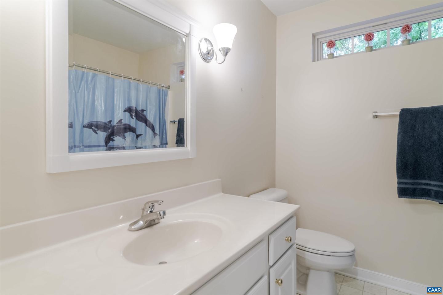 240 OAKMONT DR, GORDONSVILLE, Virginia 22942, 4 Bedrooms Bedrooms, ,2 BathroomsBathrooms,Residential,For sale,240 OAKMONT DR,673244 MLS # 673244