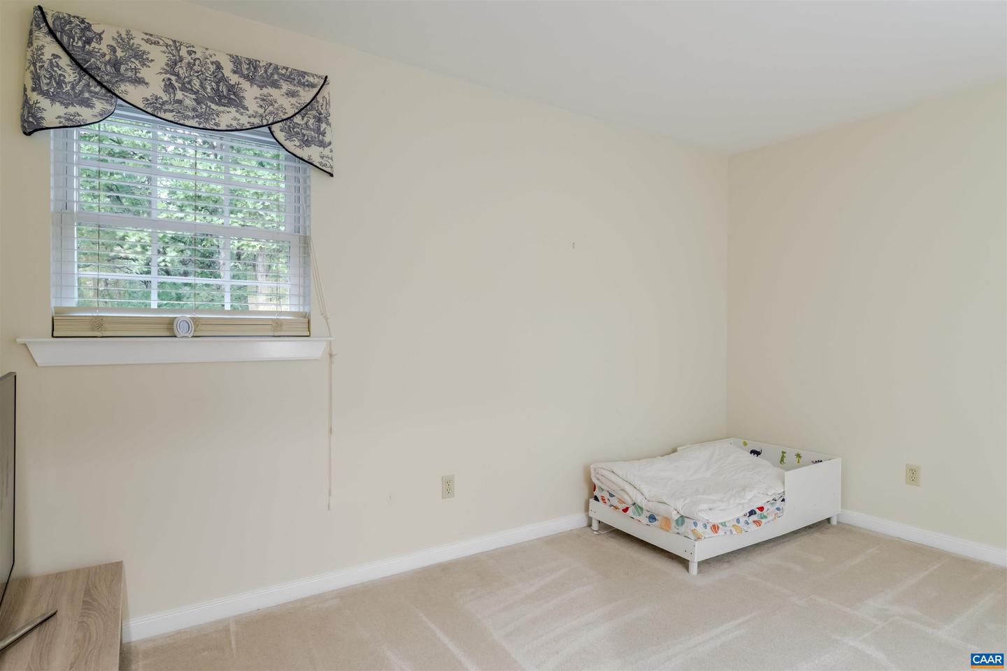 240 OAKMONT DR, GORDONSVILLE, Virginia 22942, 4 Bedrooms Bedrooms, ,2 BathroomsBathrooms,Residential,For sale,240 OAKMONT DR,673244 MLS # 673244