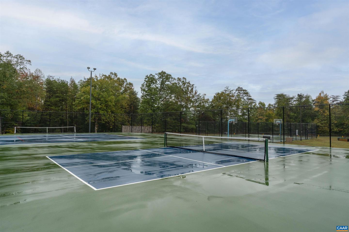 240 OAKMONT DR, GORDONSVILLE, Virginia 22942, 4 Bedrooms Bedrooms, ,2 BathroomsBathrooms,Residential,For sale,240 OAKMONT DR,673244 MLS # 673244