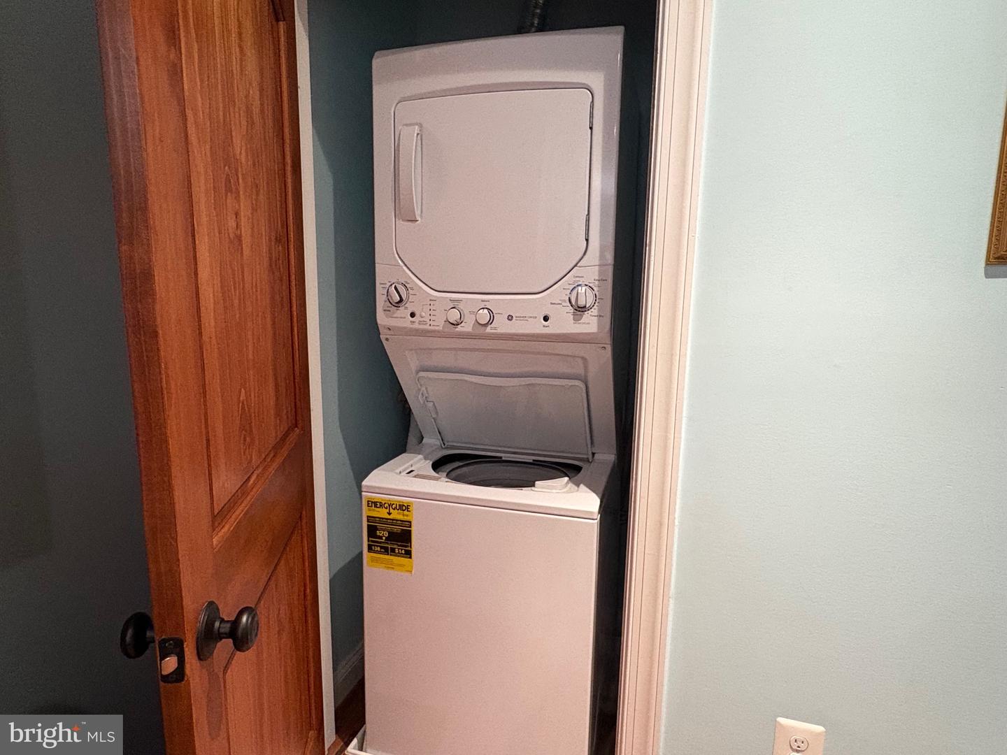 S KENWOOD STREET #2445, ARLINGTON, Virginia 22206, 7 Bedrooms Bedrooms, 7 Rooms Rooms,5 BathroomsBathrooms,Residential,For sale,S KENWOOD STREET #2445,VAAR2064470 MLS # VAAR2064470