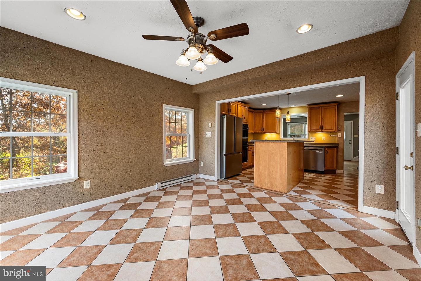 66 HIGHLAND PARK LN, FRONT ROYAL, Virginia 22630, 4 Bedrooms Bedrooms, 5 Rooms Rooms,4 BathroomsBathrooms,Residential,For sale,66 HIGHLAND PARK LN,VAWR2012700 MLS # VAWR2012700