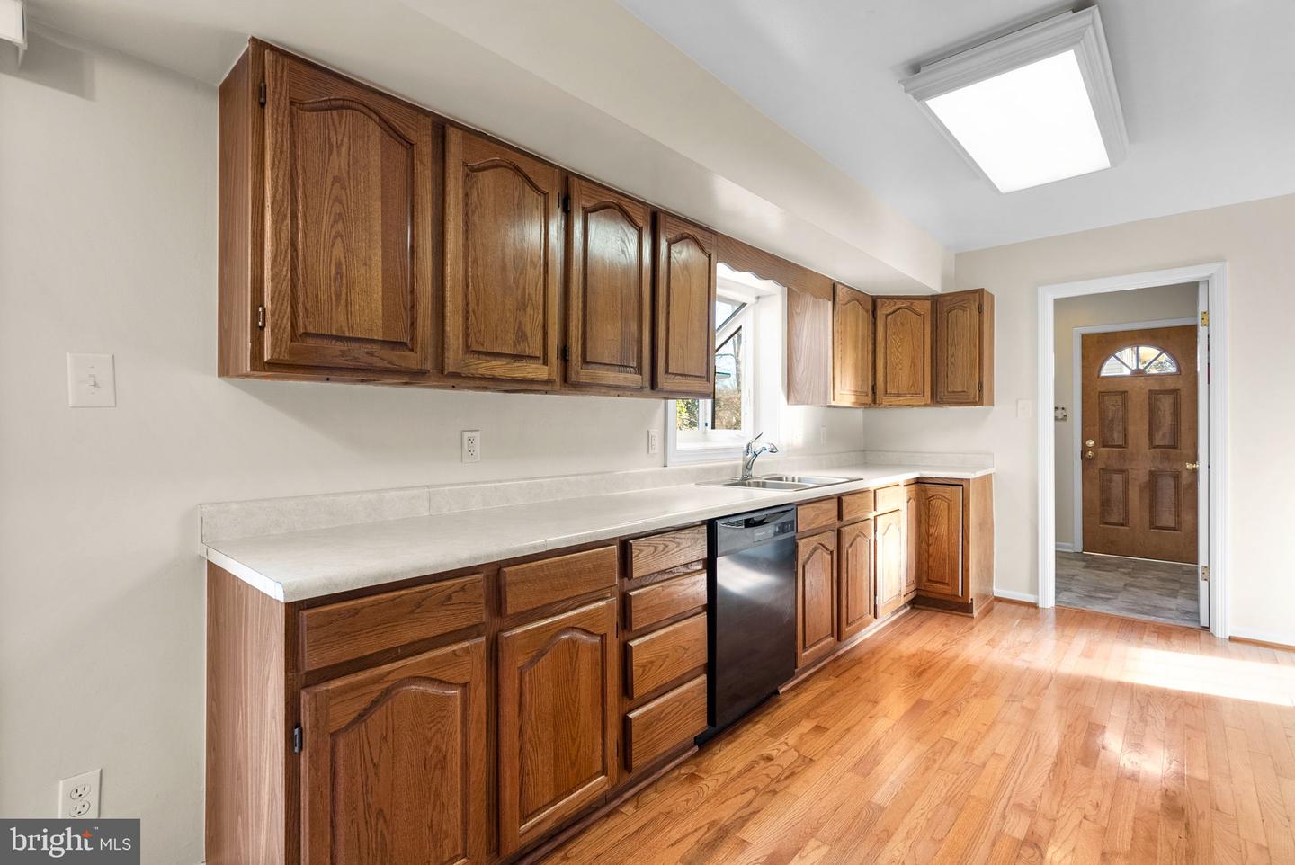 6219 THORNWOOD DR, ALEXANDRIA, Virginia 22310, 4 Bedrooms Bedrooms, ,2 BathroomsBathrooms,Residential,For sale,6219 THORNWOOD DR,VAFX2282356 MLS # VAFX2282356