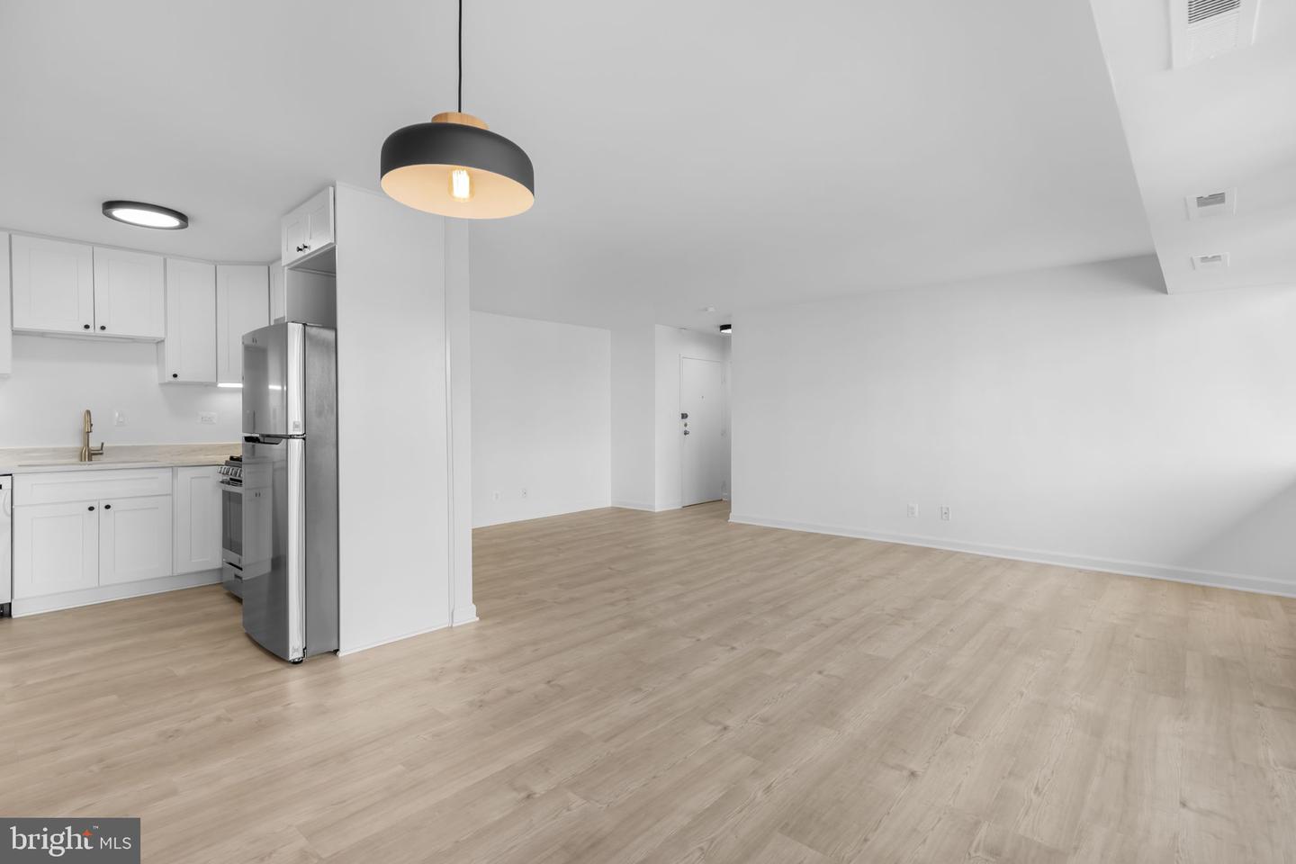 5851 QUANTRELL AVE #209, ALEXANDRIA, Virginia 22312, 1 Bedroom Bedrooms, ,1 BathroomBathrooms,Residential,For sale,5851 QUANTRELL AVE #209,VAAX2053230 MLS # VAAX2053230