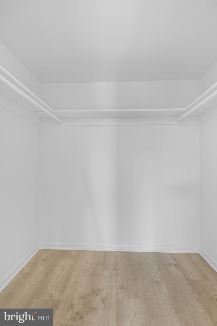 5851 QUANTRELL AVE #209, ALEXANDRIA, Virginia 22312, 1 Bedroom Bedrooms, ,1 BathroomBathrooms,Residential,For sale,5851 QUANTRELL AVE #209,VAAX2053230 MLS # VAAX2053230