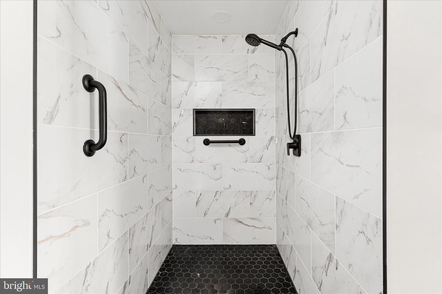 511 W 13TH ST, FRONT ROYAL, Virginia 22630, 3 Bedrooms Bedrooms, ,2 BathroomsBathrooms,Residential,For sale,511 W 13TH ST,VAWR2013232 MLS # VAWR2013232