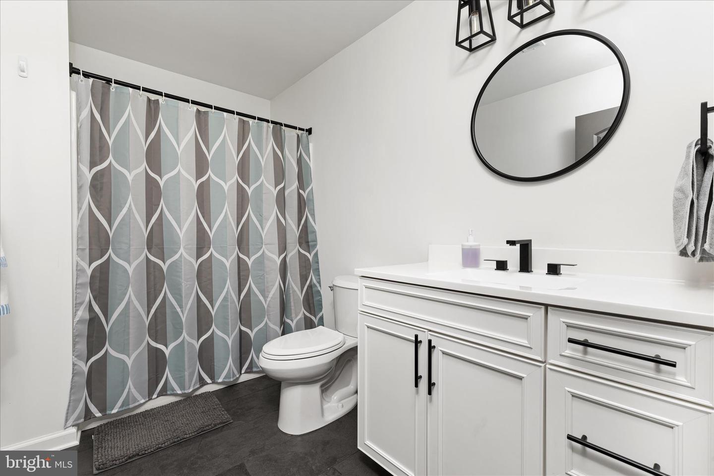 511 W 13TH ST, FRONT ROYAL, Virginia 22630, 3 Bedrooms Bedrooms, ,2 BathroomsBathrooms,Residential,For sale,511 W 13TH ST,VAWR2013232 MLS # VAWR2013232