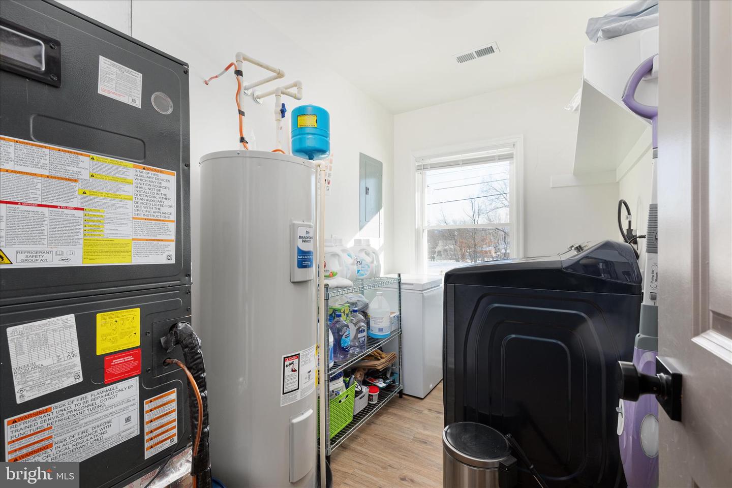 511 W 13TH ST, FRONT ROYAL, Virginia 22630, 3 Bedrooms Bedrooms, ,2 BathroomsBathrooms,Residential,For sale,511 W 13TH ST,VAWR2013232 MLS # VAWR2013232