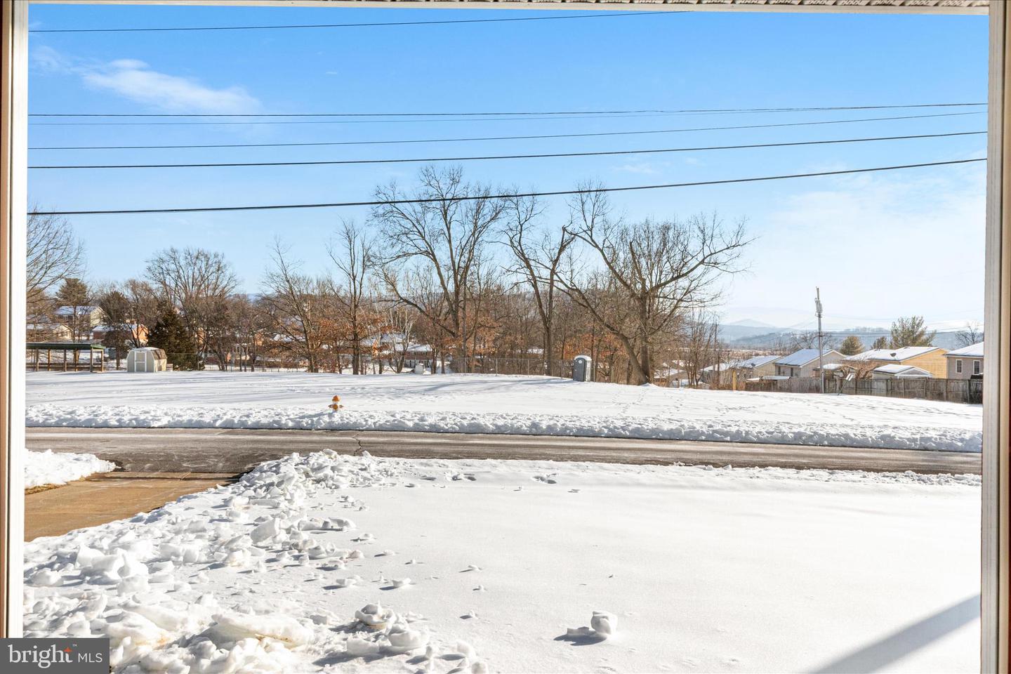 511 W 13TH ST, FRONT ROYAL, Virginia 22630, 3 Bedrooms Bedrooms, ,2 BathroomsBathrooms,Residential,For sale,511 W 13TH ST,VAWR2013232 MLS # VAWR2013232