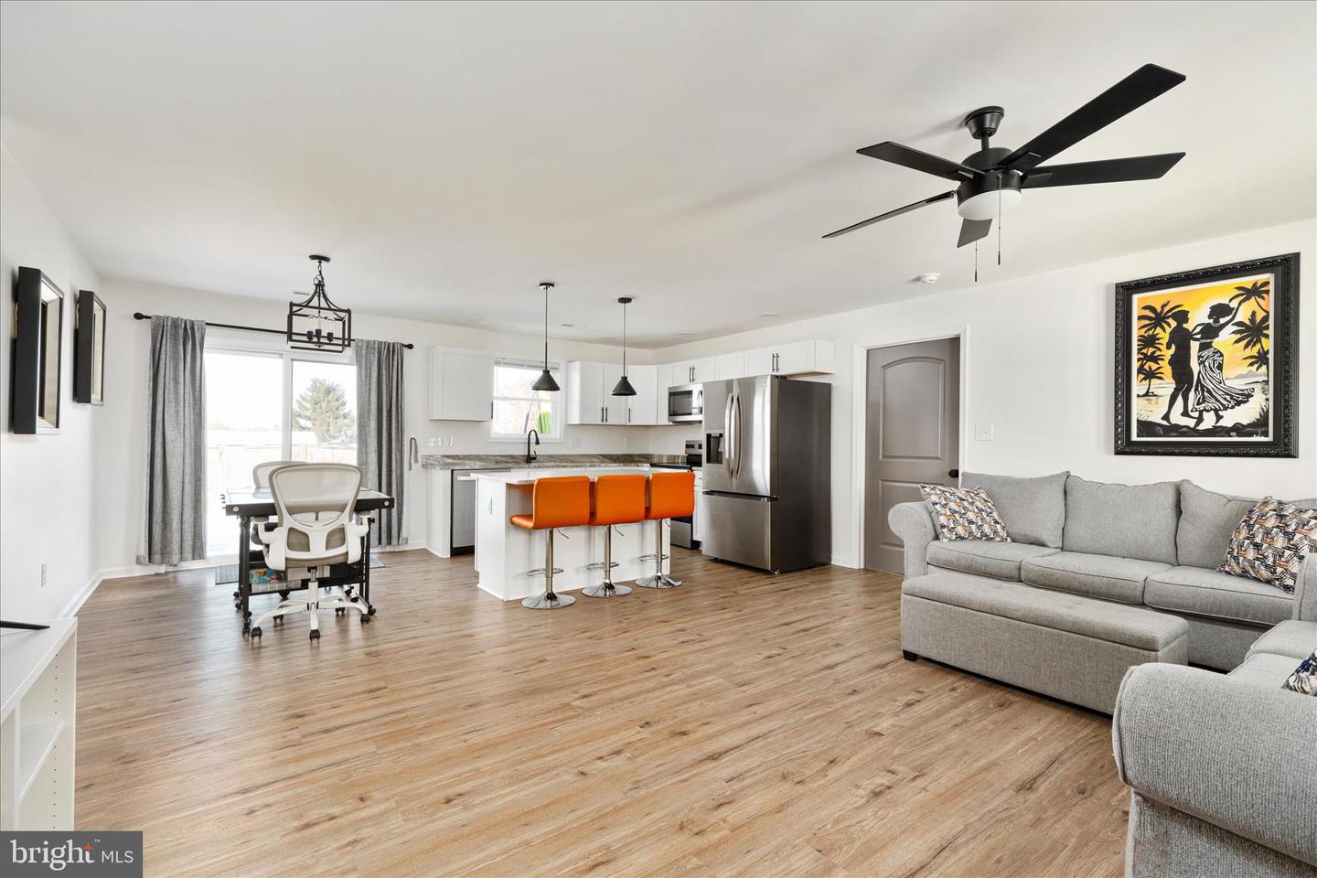 511 W 13TH ST, FRONT ROYAL, Virginia 22630, 3 Bedrooms Bedrooms, ,2 BathroomsBathrooms,Residential,For sale,511 W 13TH ST,VAWR2013232 MLS # VAWR2013232