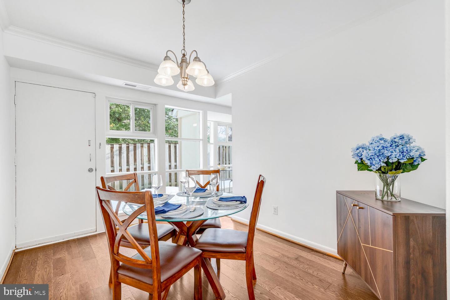 4447 FOREST GLEN CT #4447, ANNANDALE, Virginia 22003, 3 Bedrooms Bedrooms, ,1 BathroomBathrooms,Residential,For sale,4447 FOREST GLEN CT #4447,VAFX2289170 MLS # VAFX2289170